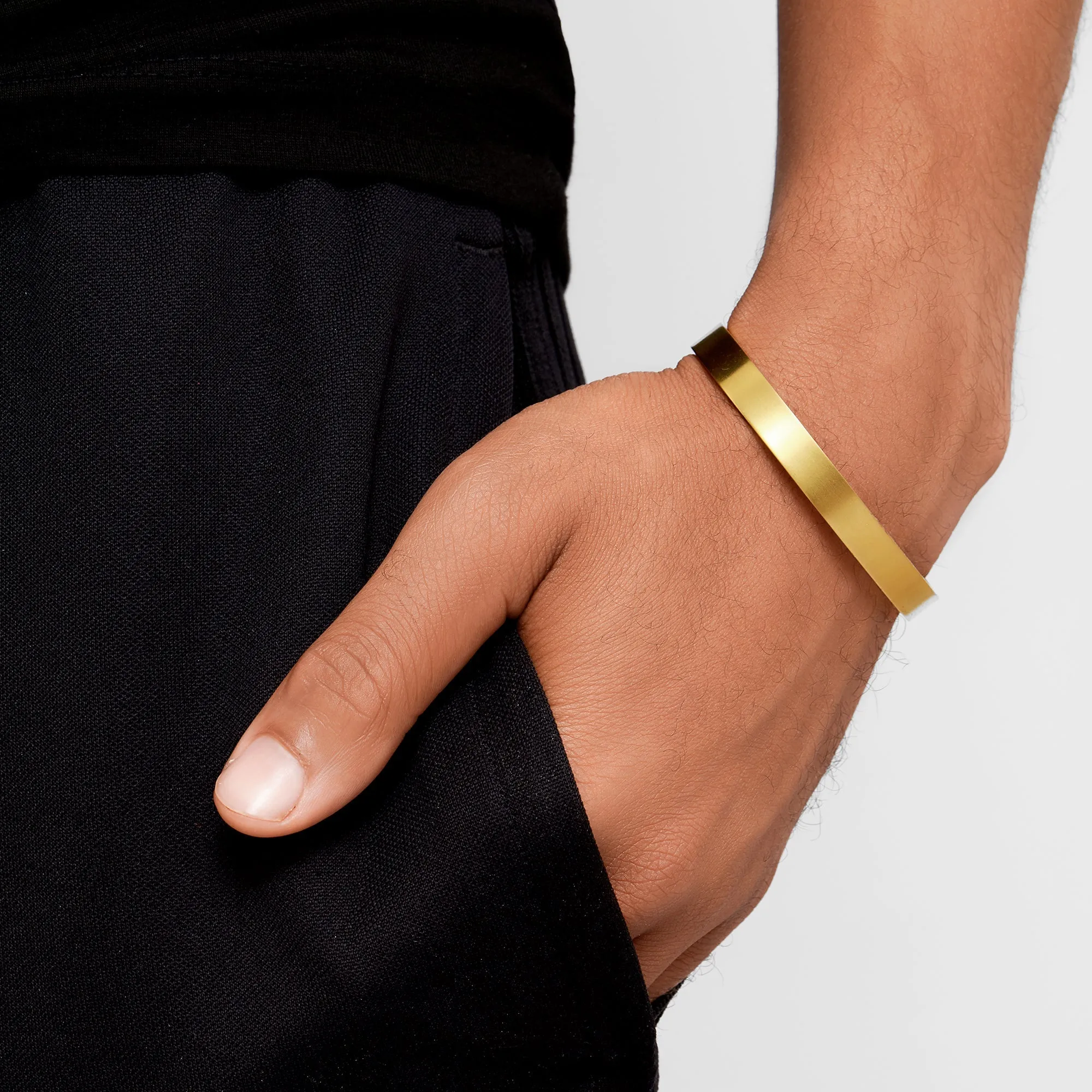 Adornia 7mm Cuff gold