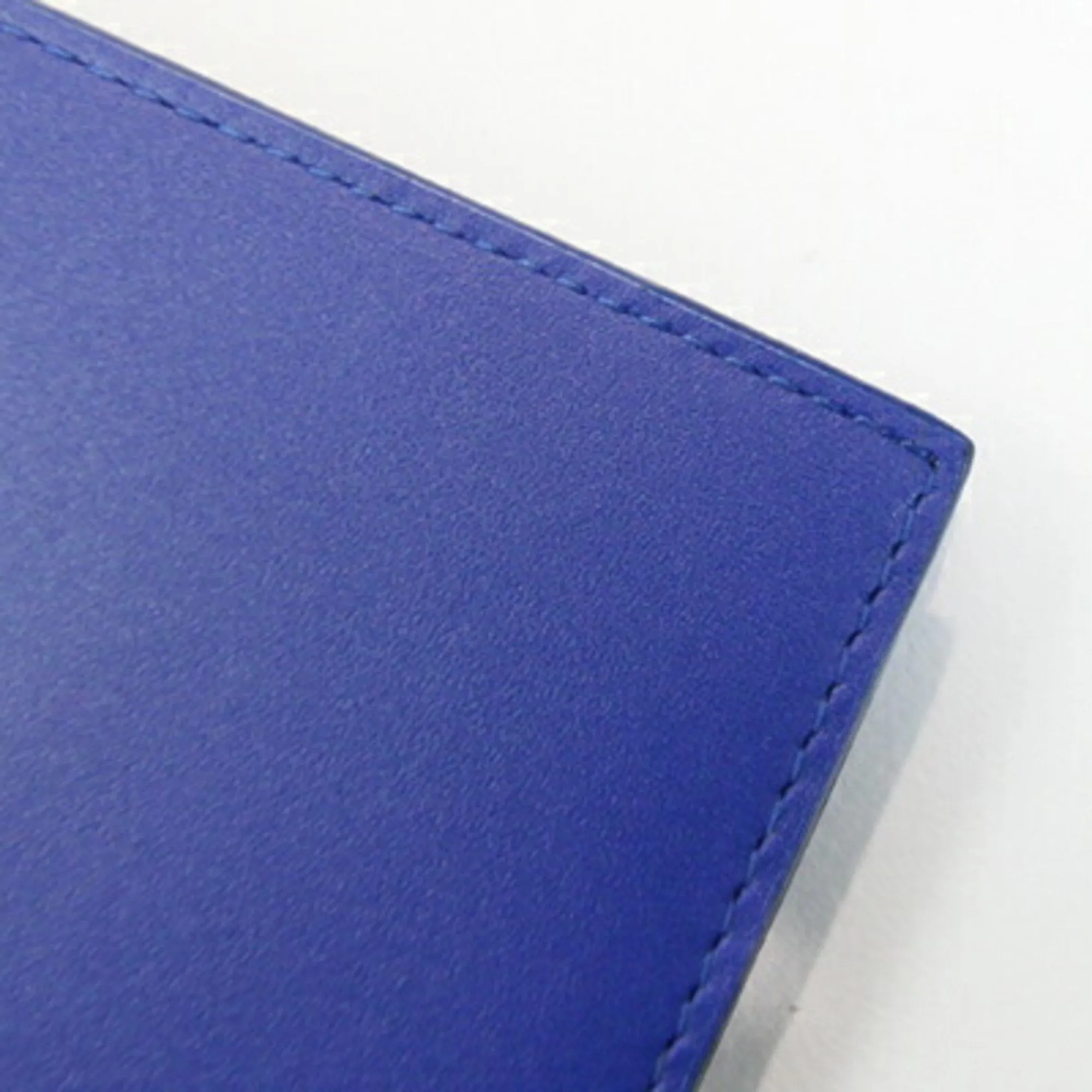 Burberry blue Royal blue Leather Wallet (Bi-Fold) (Pre-Owned)