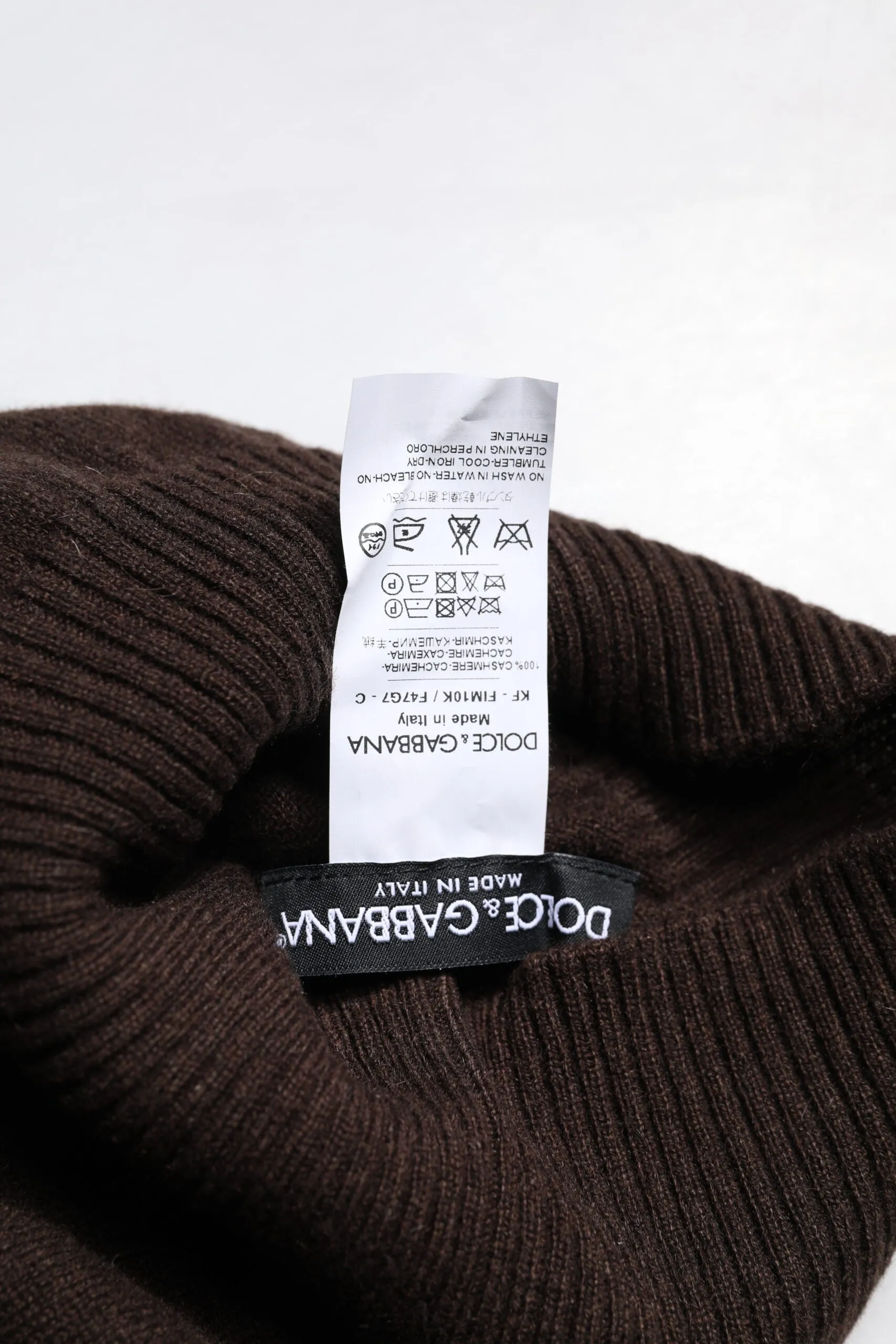 Dolce & Gabbana Cashmere Knitted Neck Warmer Foulard Men's Scarf