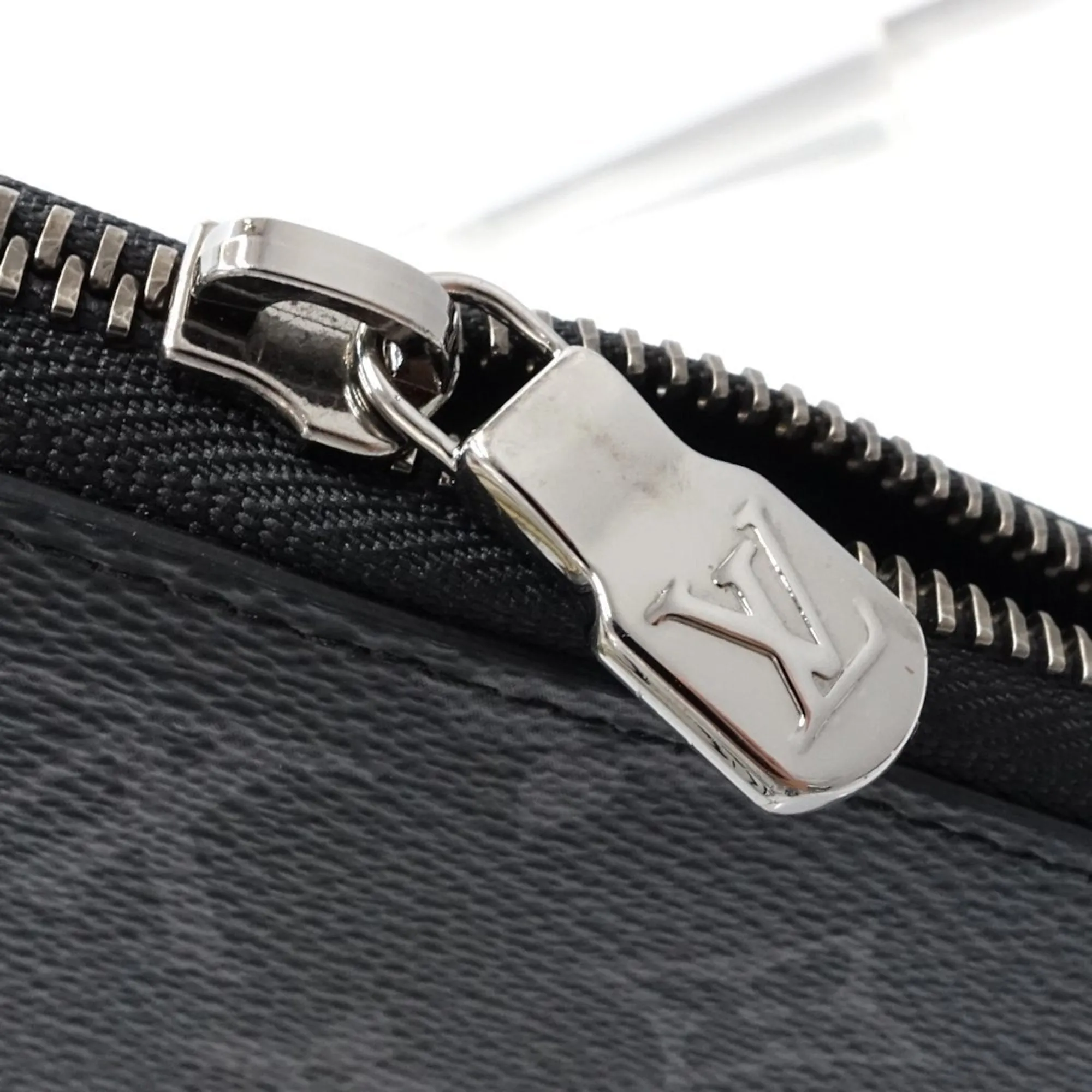 Louis Vuitton Monogram Eclipse Monogram Eclipse Noir Monogram Eclipse Long Wallet (Bi-Fold) (Pre-Owned)